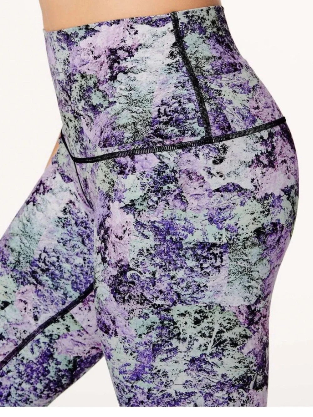 LULULEMON ~ Size 6 ~ Vivid Vision Wunder Under Hi-Rise Tight Leggings